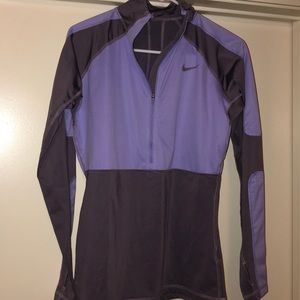 Women’s Nike pullover